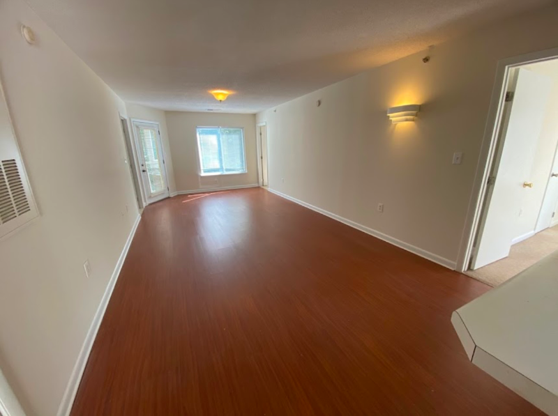 1230 University Ct #002 - Photo 5 of 6