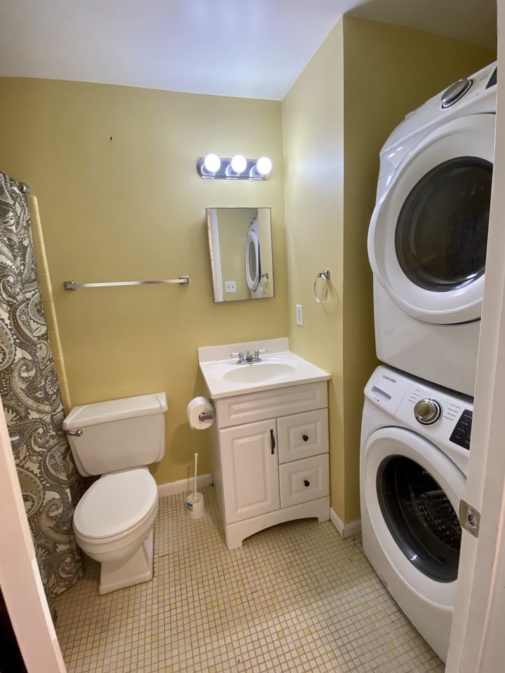 811 Brian Dr #101 - Photo 7 of 12