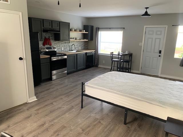 E Louisiana Ave - Photo 5 of 5