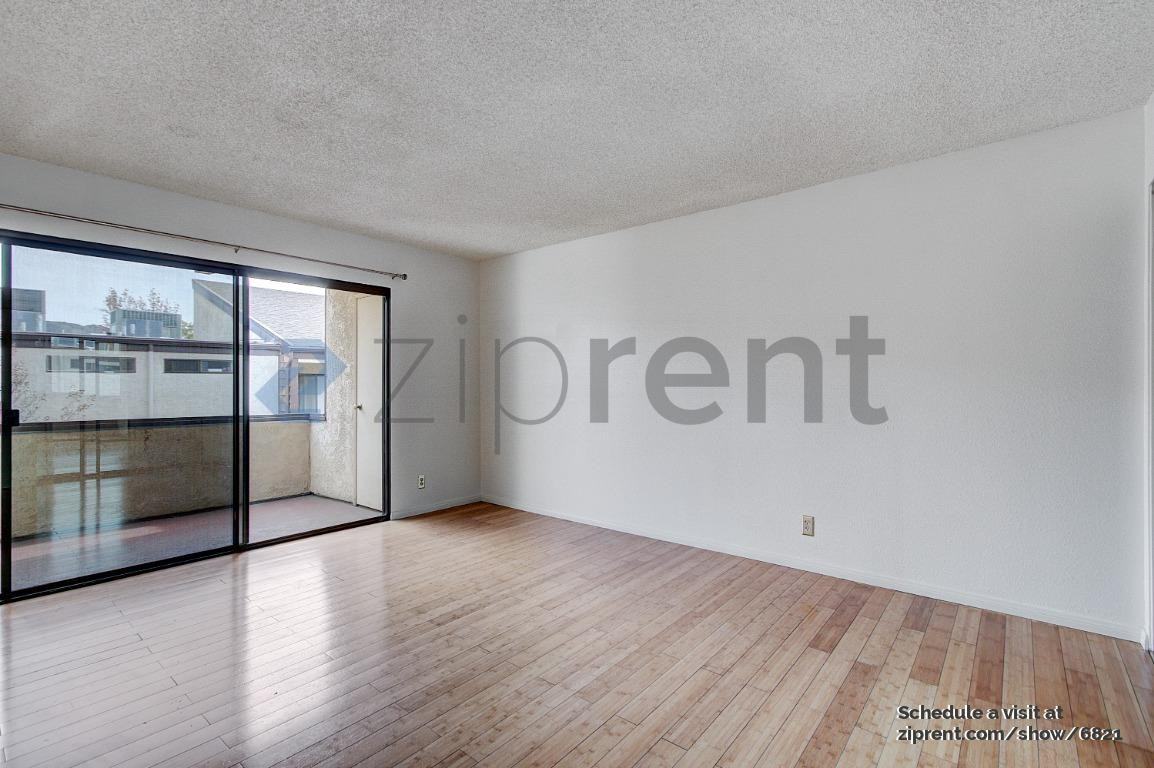 320 Mchenry Rd #10 - Photo 3 of 19