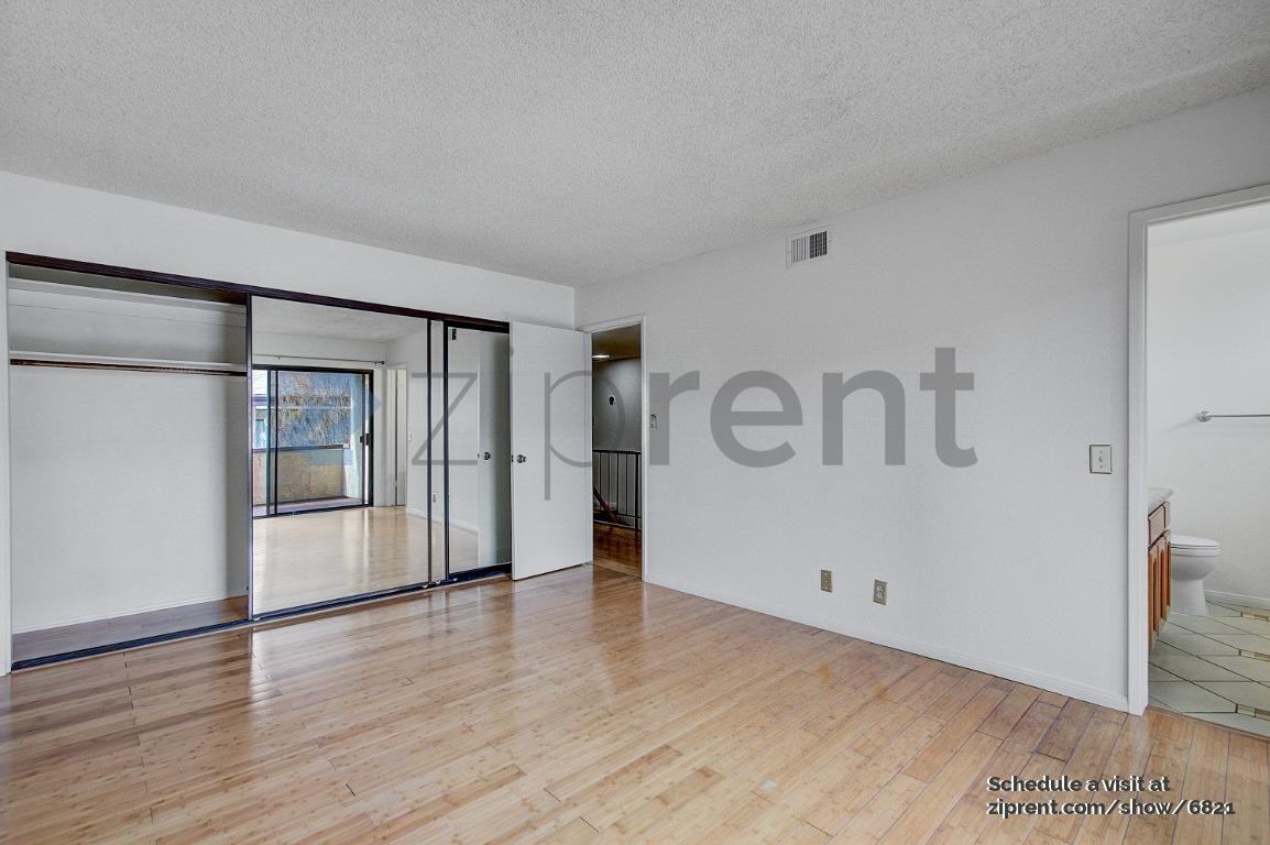 320 Mchenry Rd #10 - Photo 4 of 19