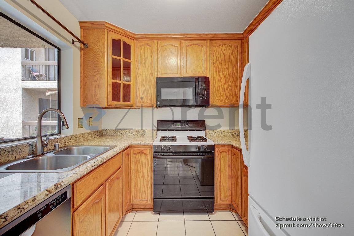 320 Mchenry Rd #10 - Photo 6 of 19