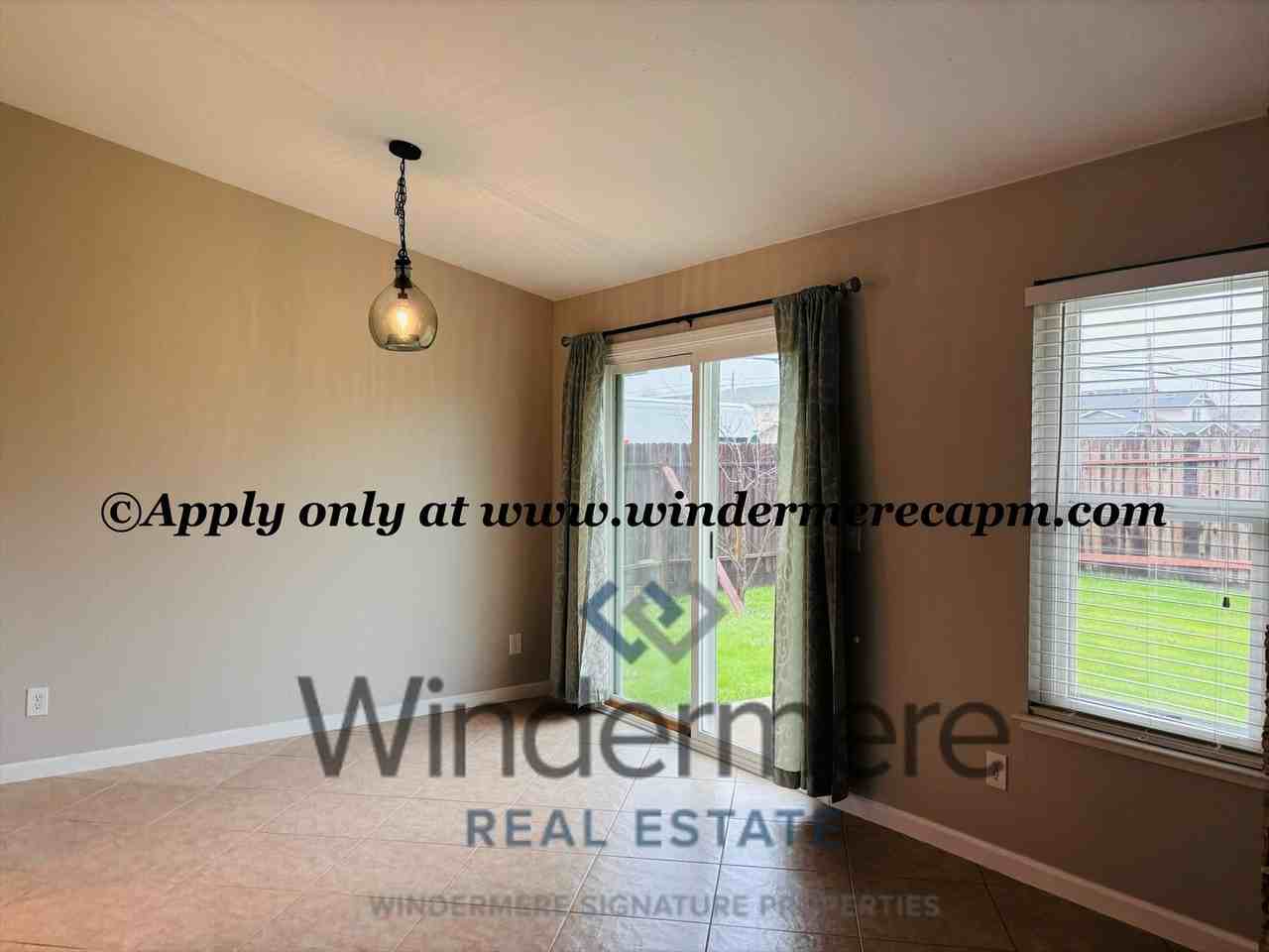 1 Granville Ct - Photo 5 of 21