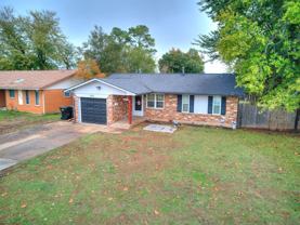 605 Sw 10th St - Photo 1 of 1