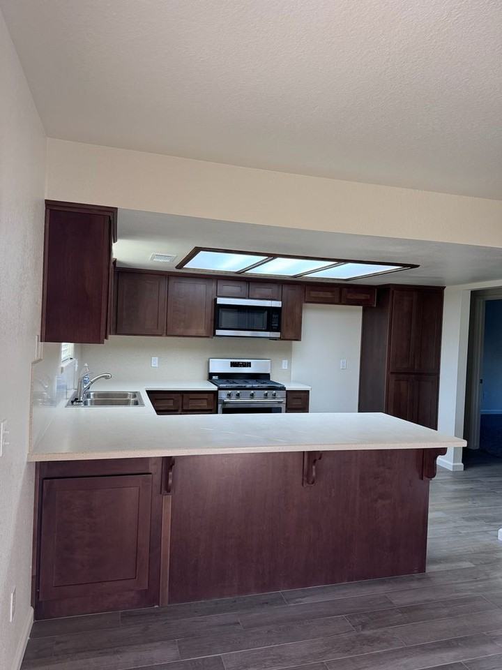 1404 Joyce Pl - Photo 3 of 4