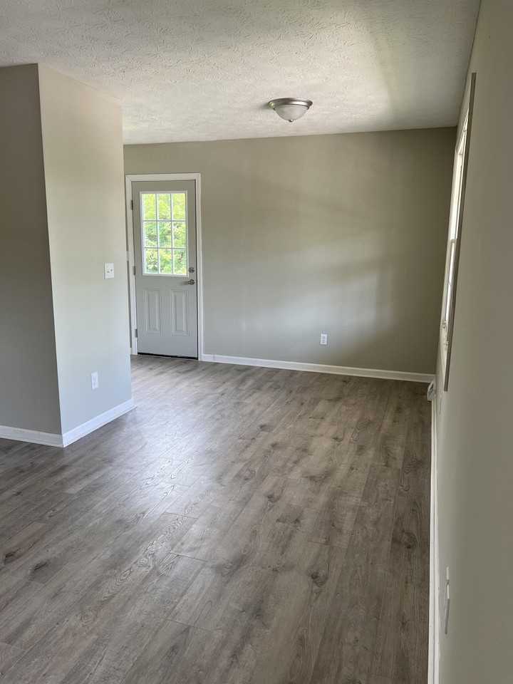 713.5 Old Shakertown Rd. - Photo 2 of 11