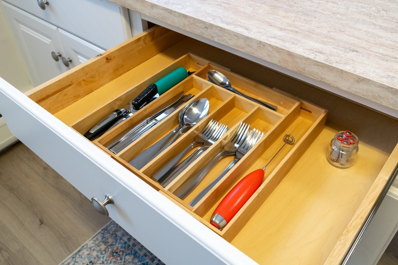 40 Hamilton Rd #1W - Photo 2 of 12