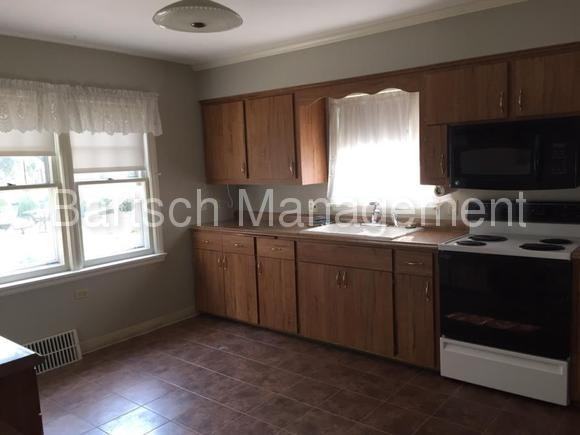 151 N 78th St - Photo 2 of 5