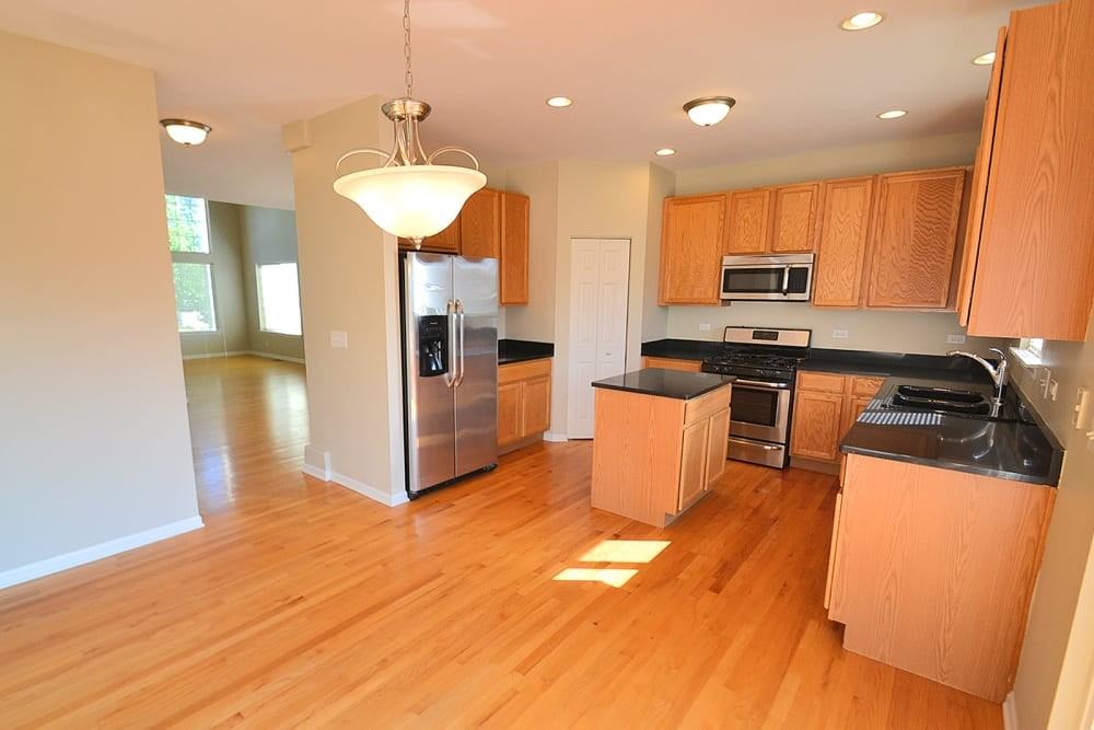 2208 Grand Pointe Trl #NA - Photo 3 of 9