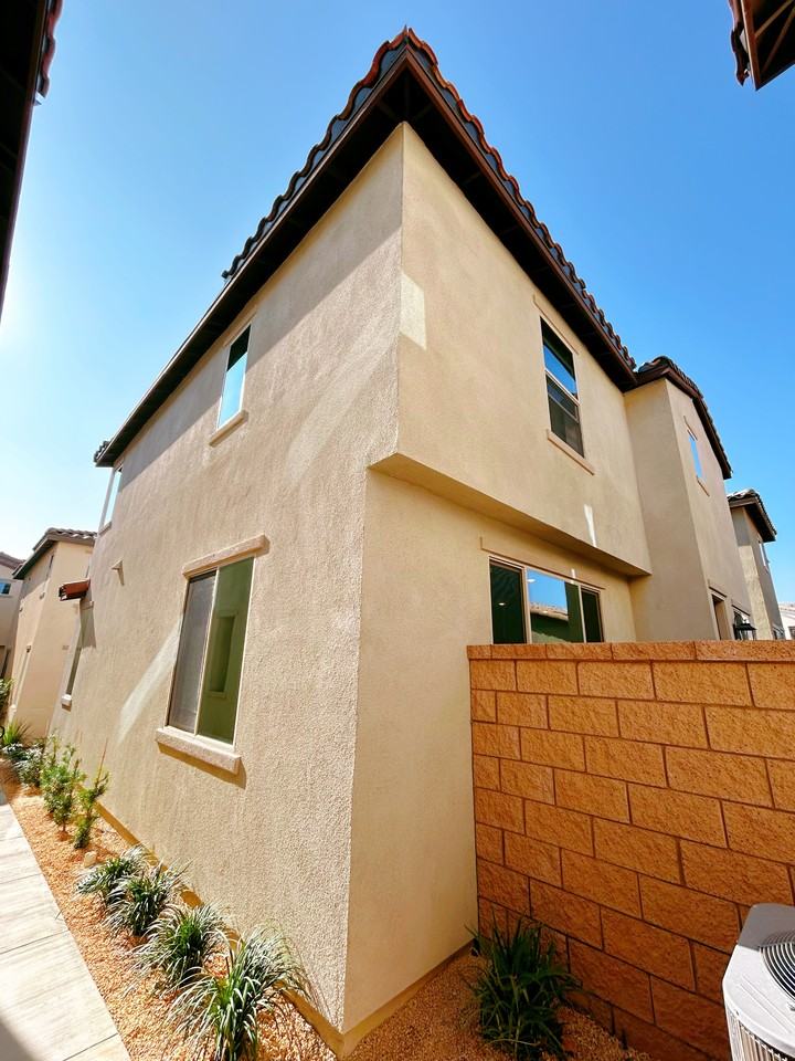 16659 Crocus Ln #2 - Photo 6 of 37