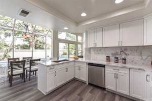 featured image of 22 Toscany #D2