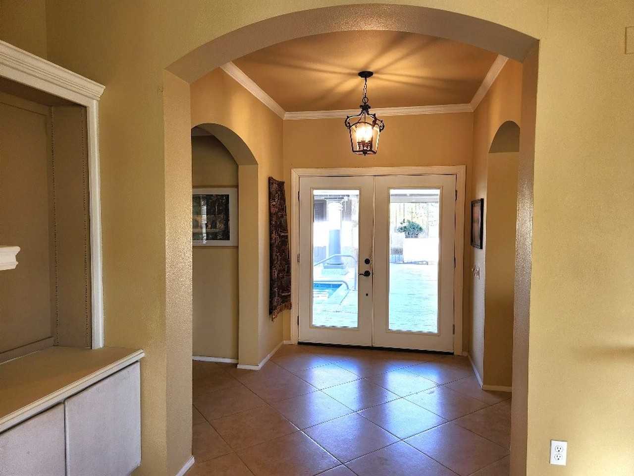 13315 W Crown Ridge Dr - Photo 5 of 26