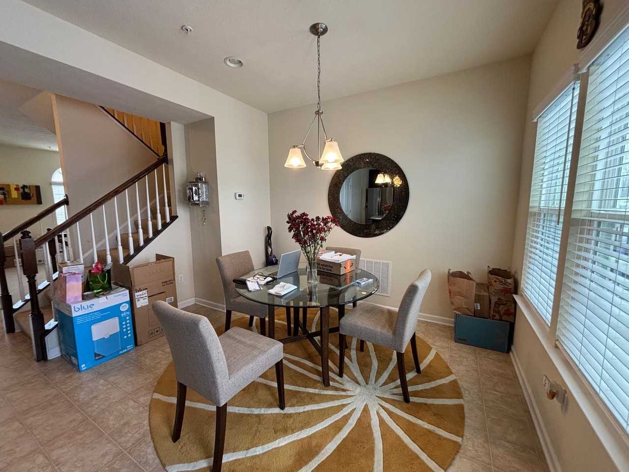 386 Sunrise Dr - Photo 5 of 17