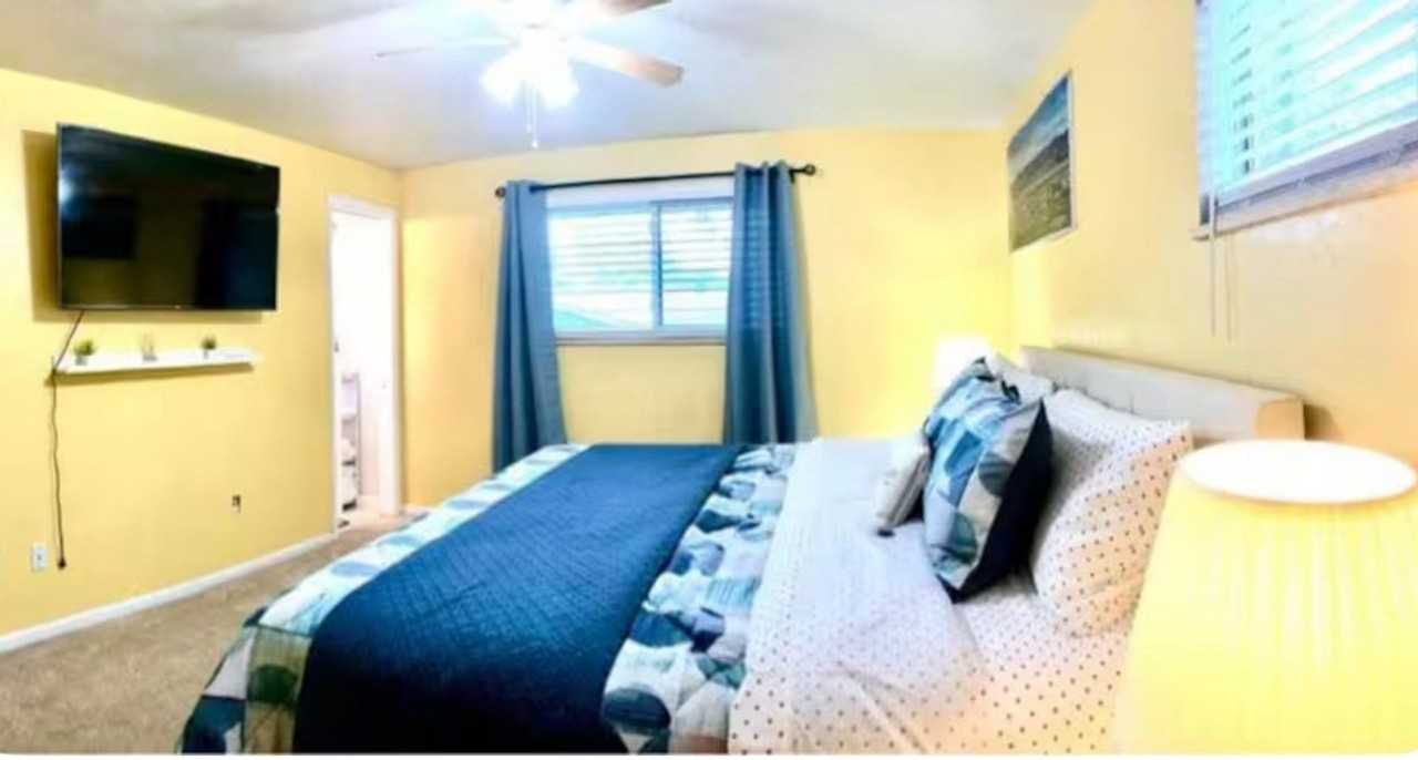 8786 E Girard Ave - Photo 6 of 12