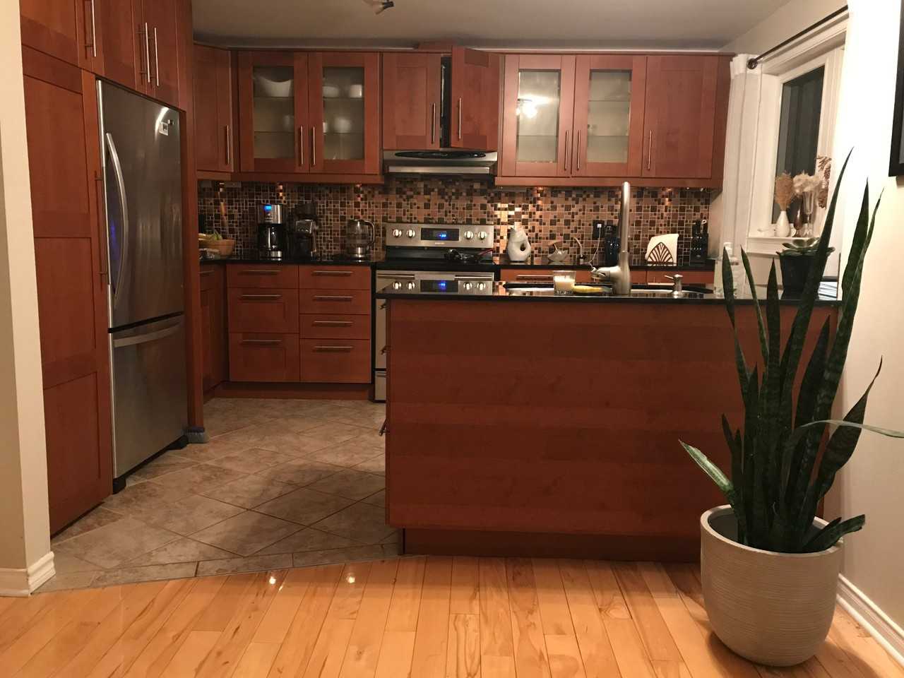 1866 Summerfields Cres - Photo 3 of 10