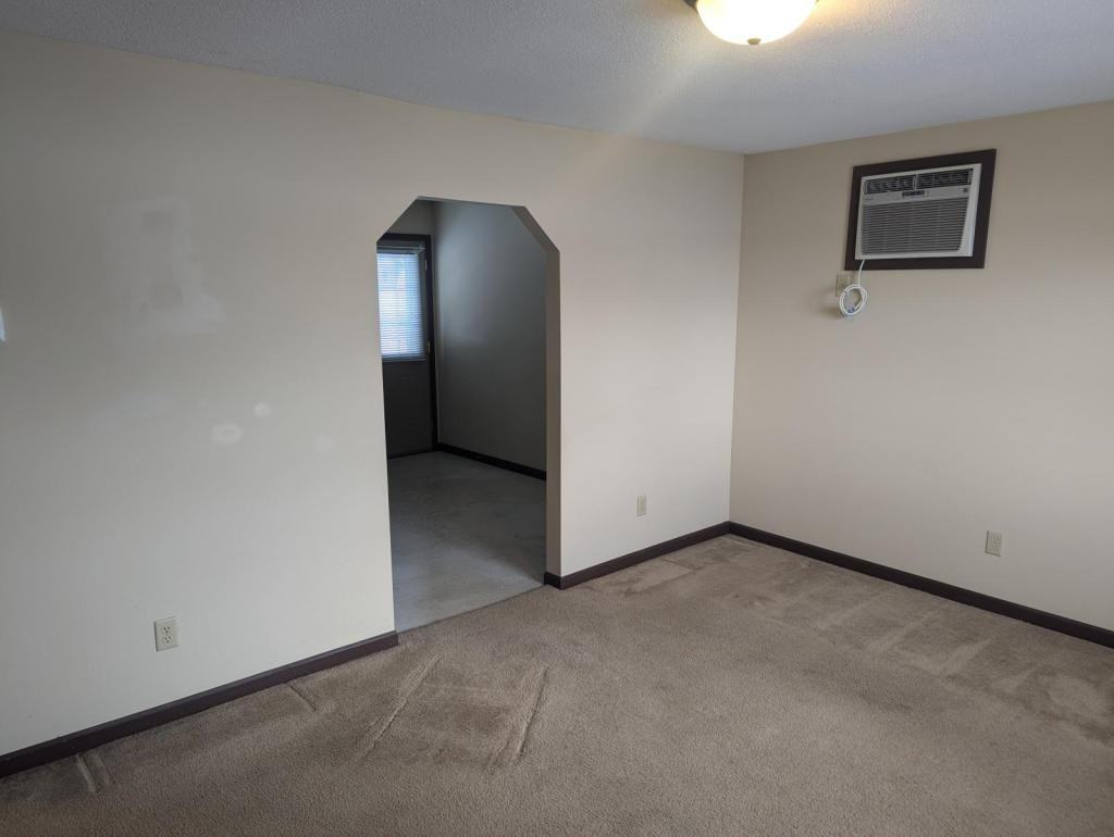 7046 E Heritage Dr - Photo 2 of 10