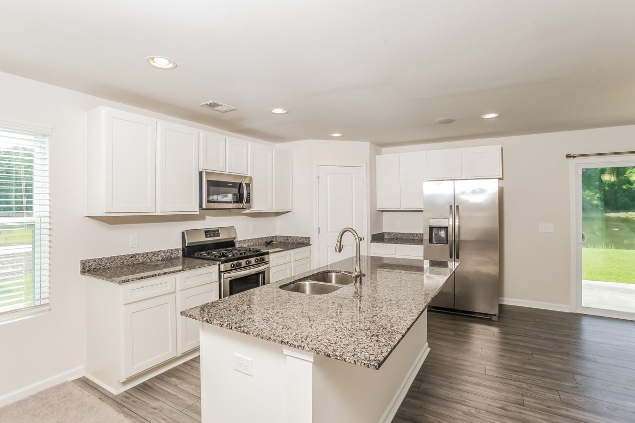 2075 Barnhart Dr - Photo 6 of 13