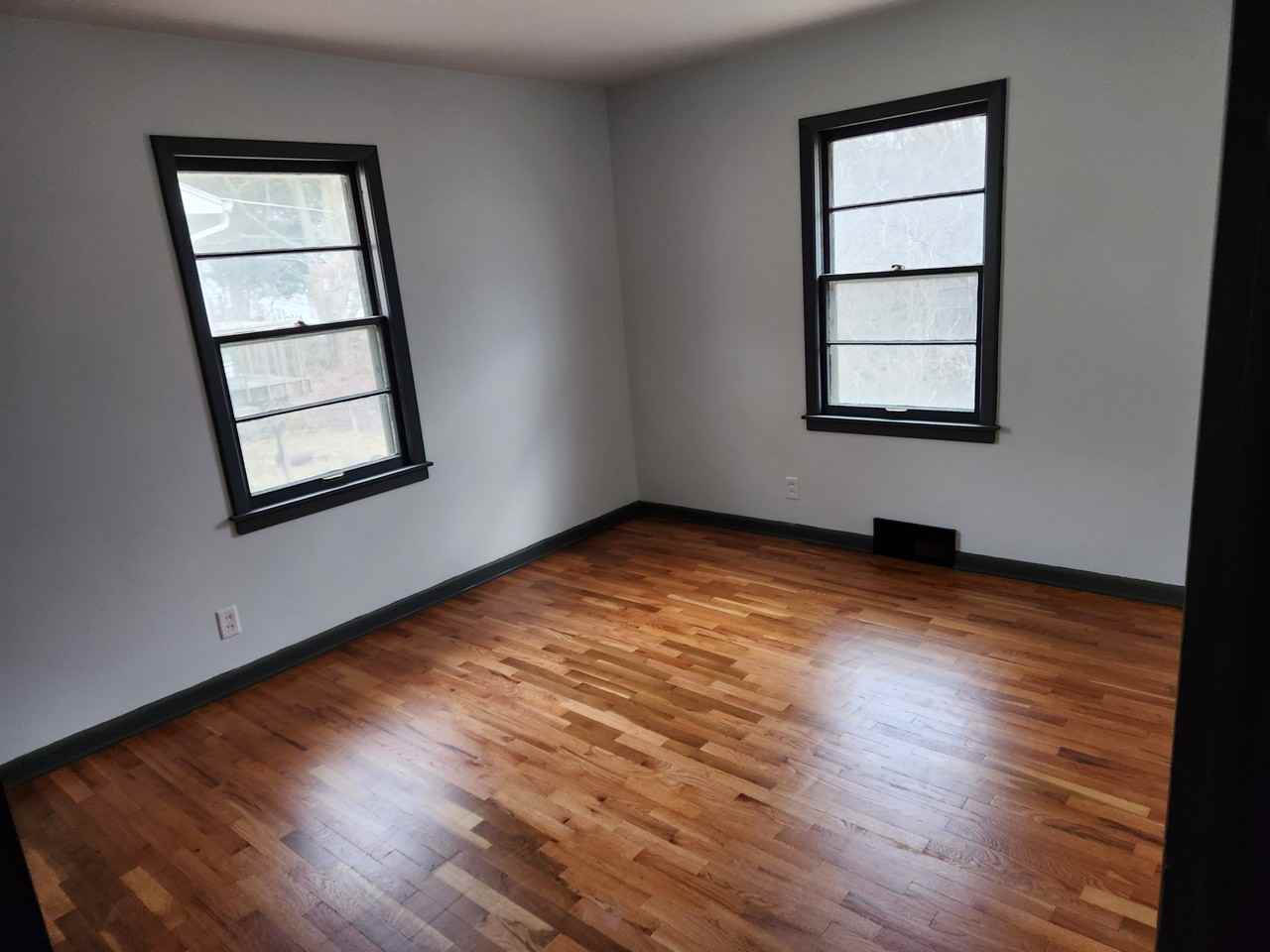 1804 6th Ave - Photo 5 of 12