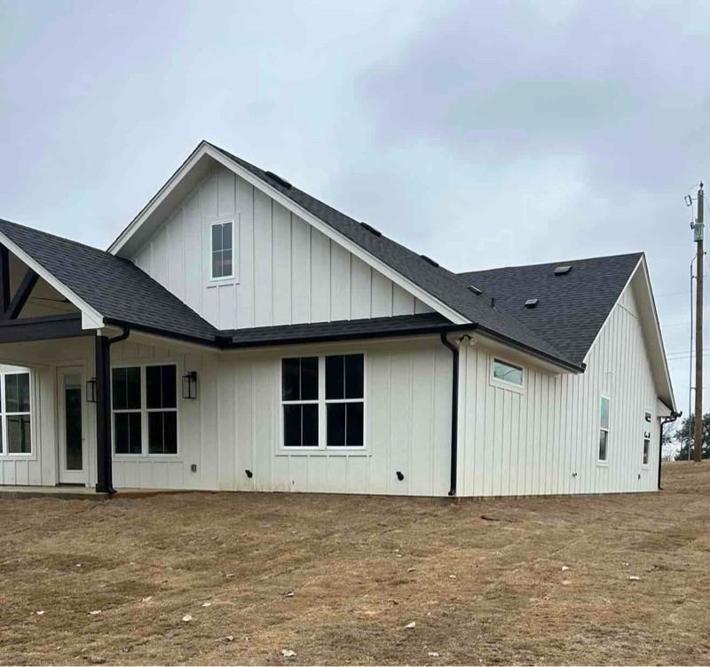 129 Lakeview Drive - Photo 3 of 14