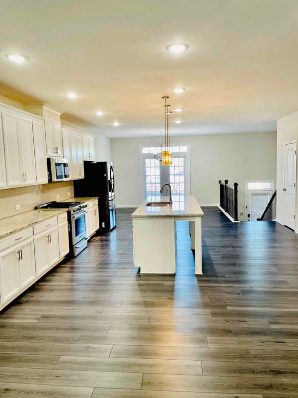 3940 Redwood Dr - Photo 2 of 11