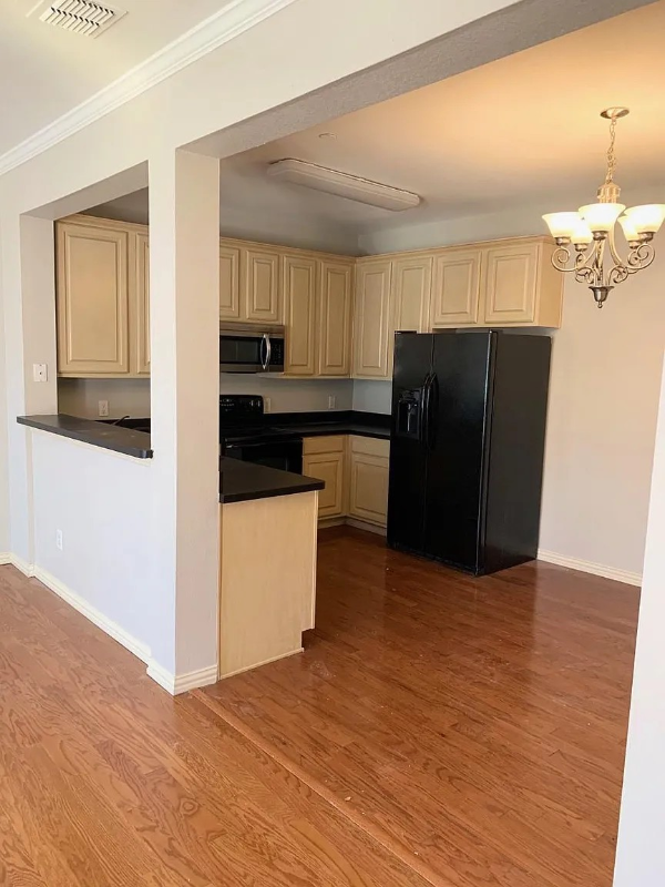 3219 Carlisle St - Photo 7 of 20