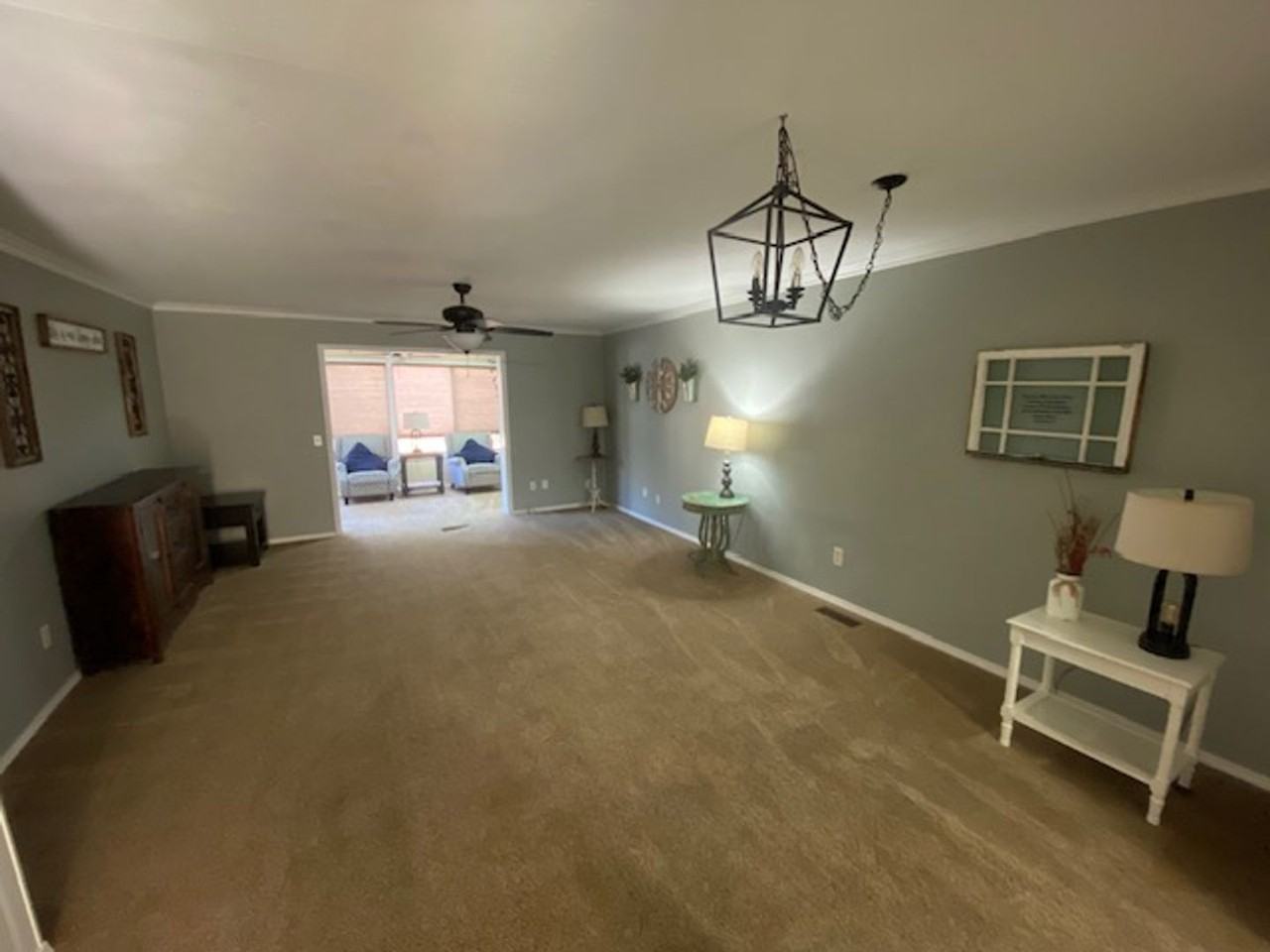 12 William Ln - Photo 2 of 17