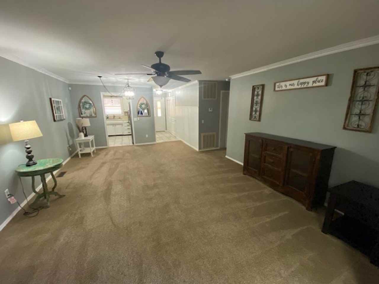 12 William Ln - Photo 3 of 17