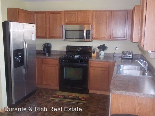 39932 Stoneywood Dr - Photo 2 of 10