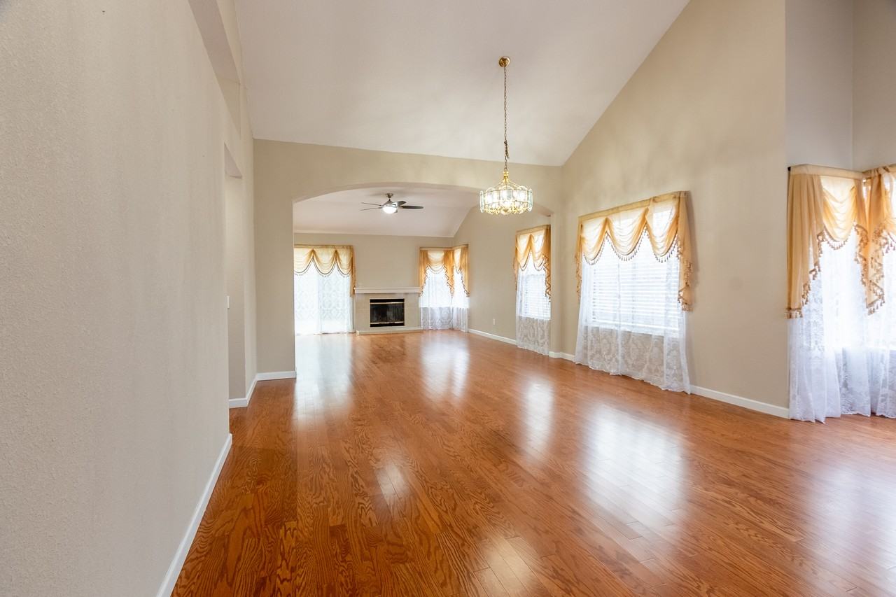 1301 Bellwood Ct #NA - Photo 2 of 16