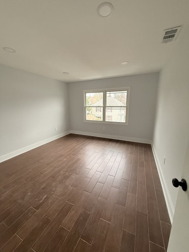 Main Street Bloomingdale LLC. - Photo 2 of 5