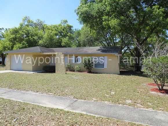 1852 Kim Acres Ln - Photo 2 of 11