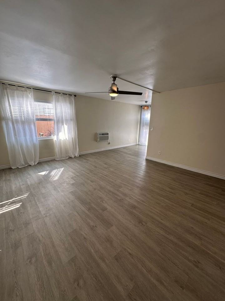 4533 Contour Blvd. - Photo 5 of 19