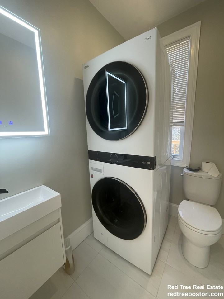 1166 Fellsway #2 - Photo 4 of 24