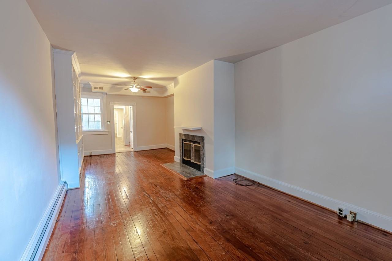 833 S Bond St - Photo 6 of 27