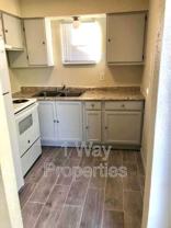 156 4th St #B - Photo 1 of 1