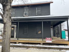 featured image of 210 N Walnut St #B