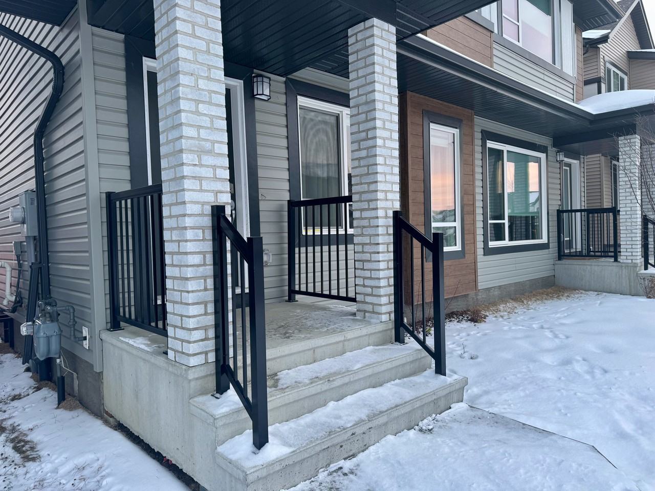 3843 Chrustawka Pl Sw - Photo 2 of 19