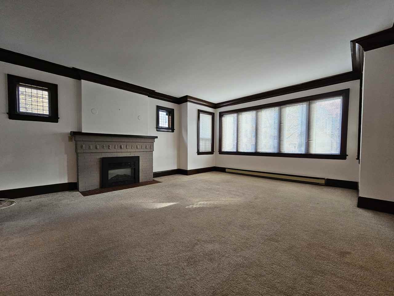 10 Oriole Gardens - Photo 2 of 28