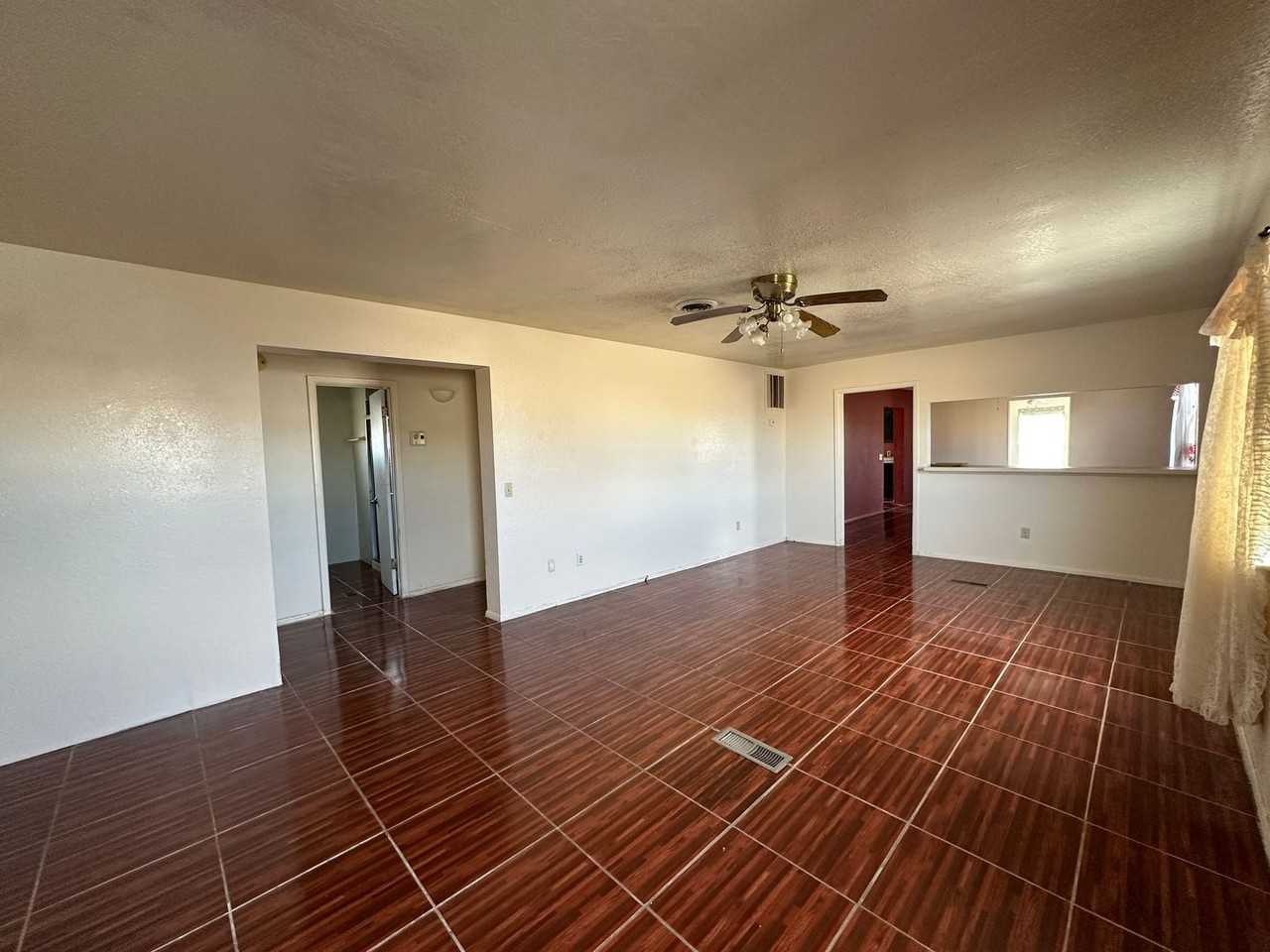 11 Road 5584 - Photo 2 of 22