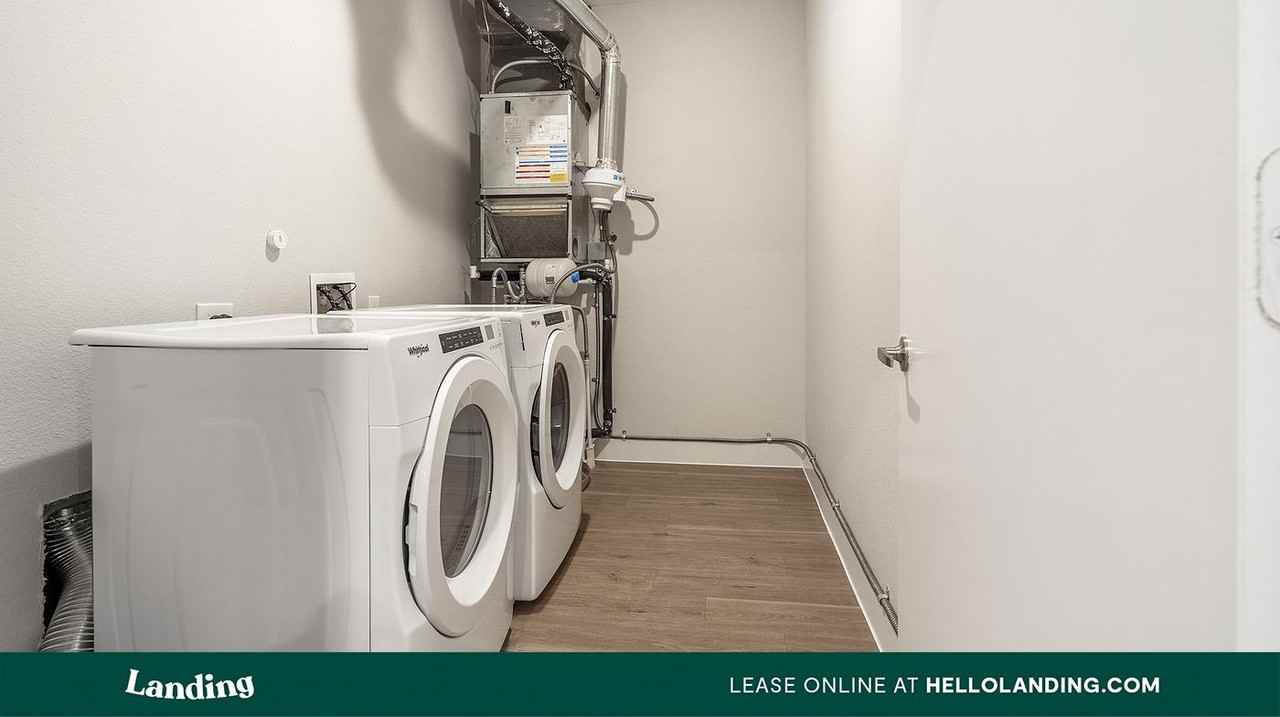 3501 N Austin St - Photo 2 of 50