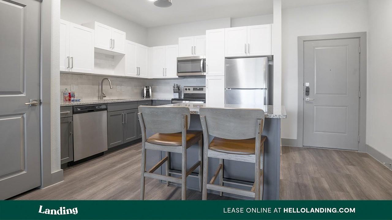 2995 Railside Lp - Photo 3 of 50