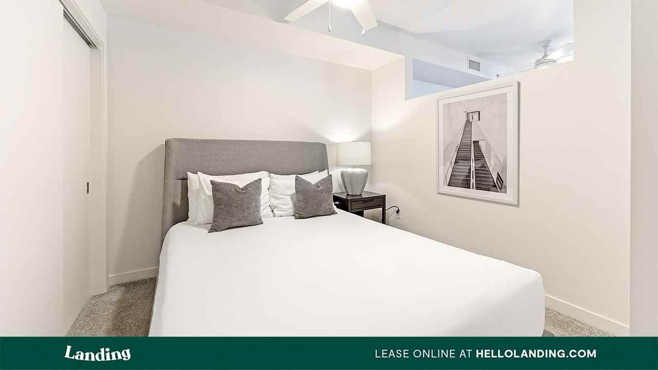 707 S Farmer Ave - Photo 6 of 50