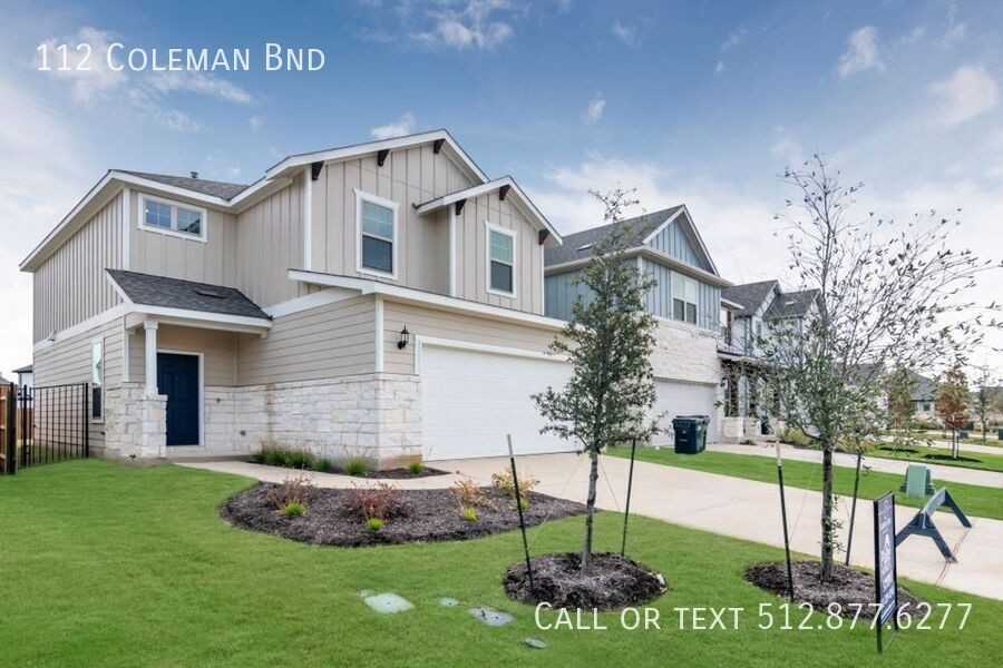 112 Coleman Bnd - Photo 2 of 32