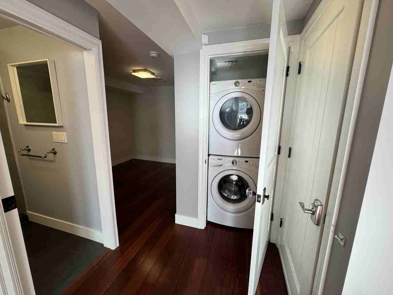 1840 Golden Gate Ave #A - Photo 3 of 7