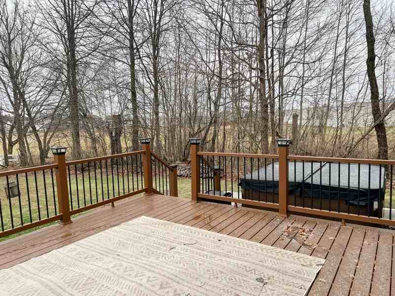 112 Johnathan Dr - Photo 2 of 11