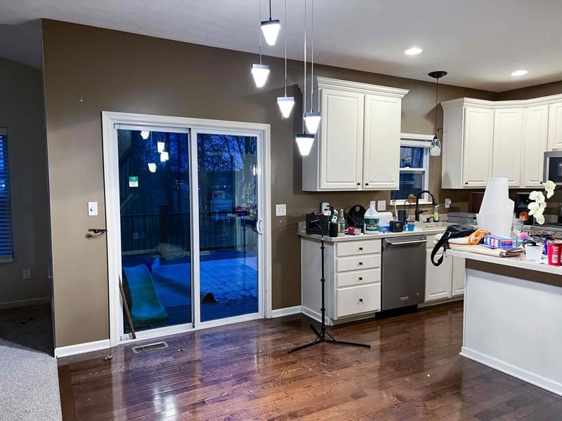 112 Johnathan Dr - Photo 3 of 11