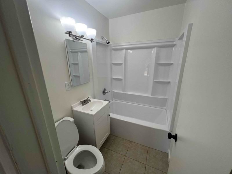 139 East Avenue P 4 - Photo 5 of 8