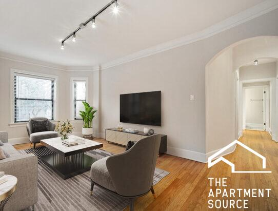 2319 N Rockwell St #A3 - Photo 3 of 5