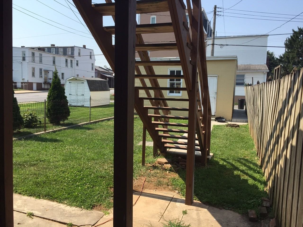 702 Roosevelt Ave #1 - Photo 2 of 11