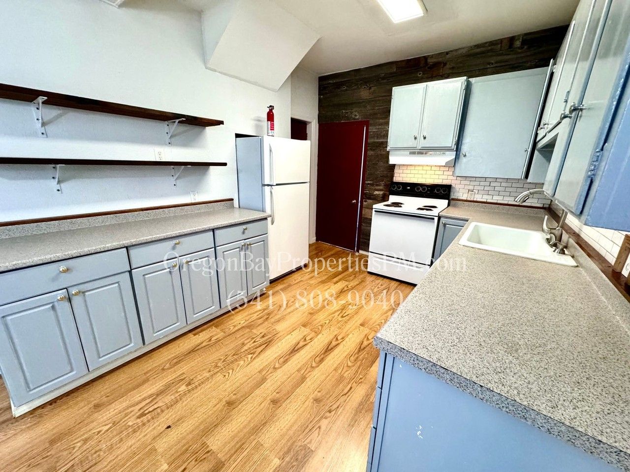 1596 Mcpherson St - Photo 7 of 22